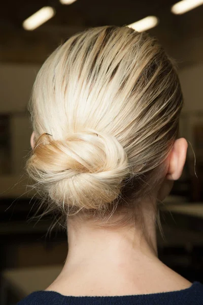 Look 30